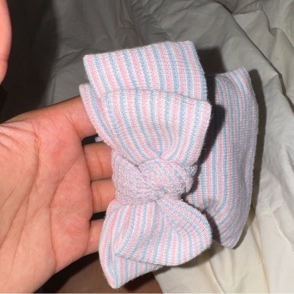 Custum New Born Double Bow Hospital hat - Picture 2 of 2